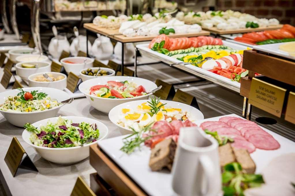 Hotel Diament Economy Gliwice Nhà hàng bức ảnh