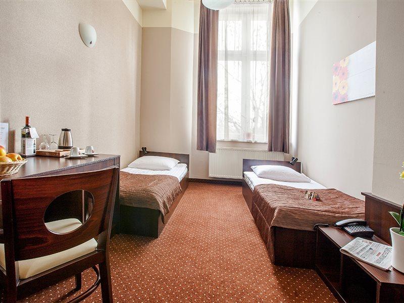 Hotel Diament Economy Gliwice Ngoại thất bức ảnh