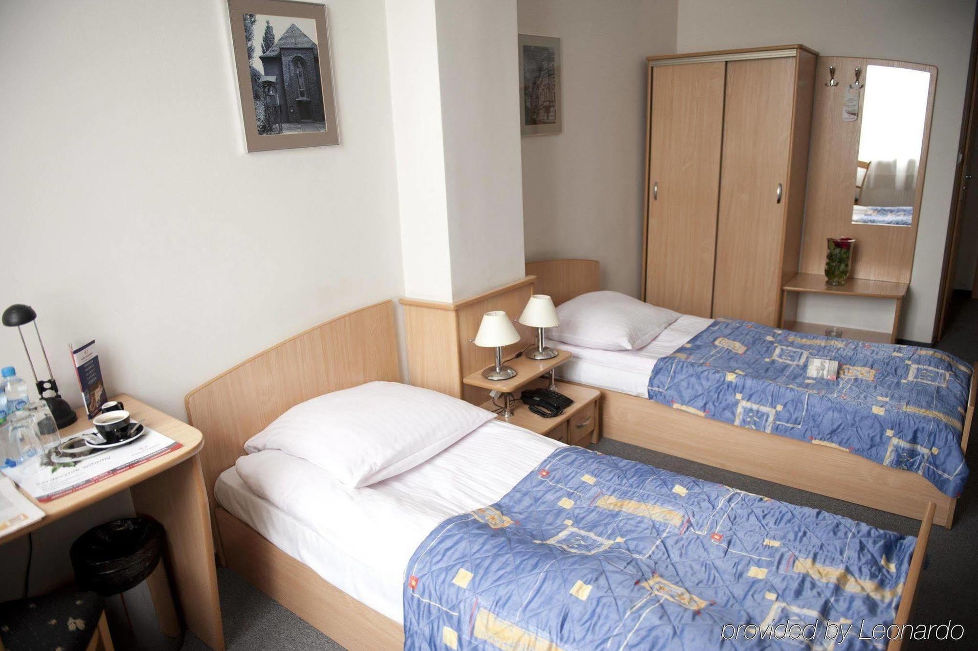 Hotel Diament Economy Gliwice Ngoại thất bức ảnh